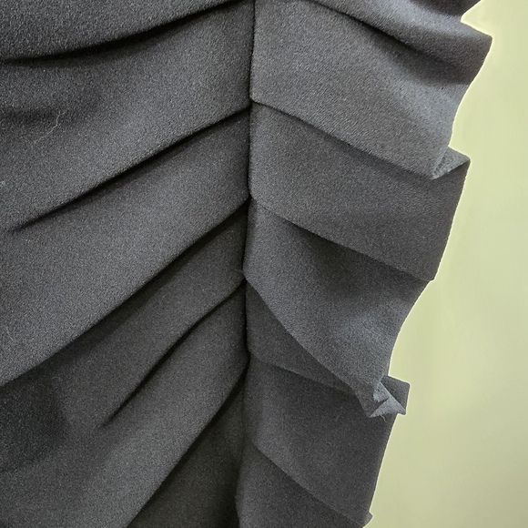 Eliza J Off The Shoulder Cascade Asymmetric Ruffle Sheath Dress Navy Blue Size 8 - Picture 5 of 15